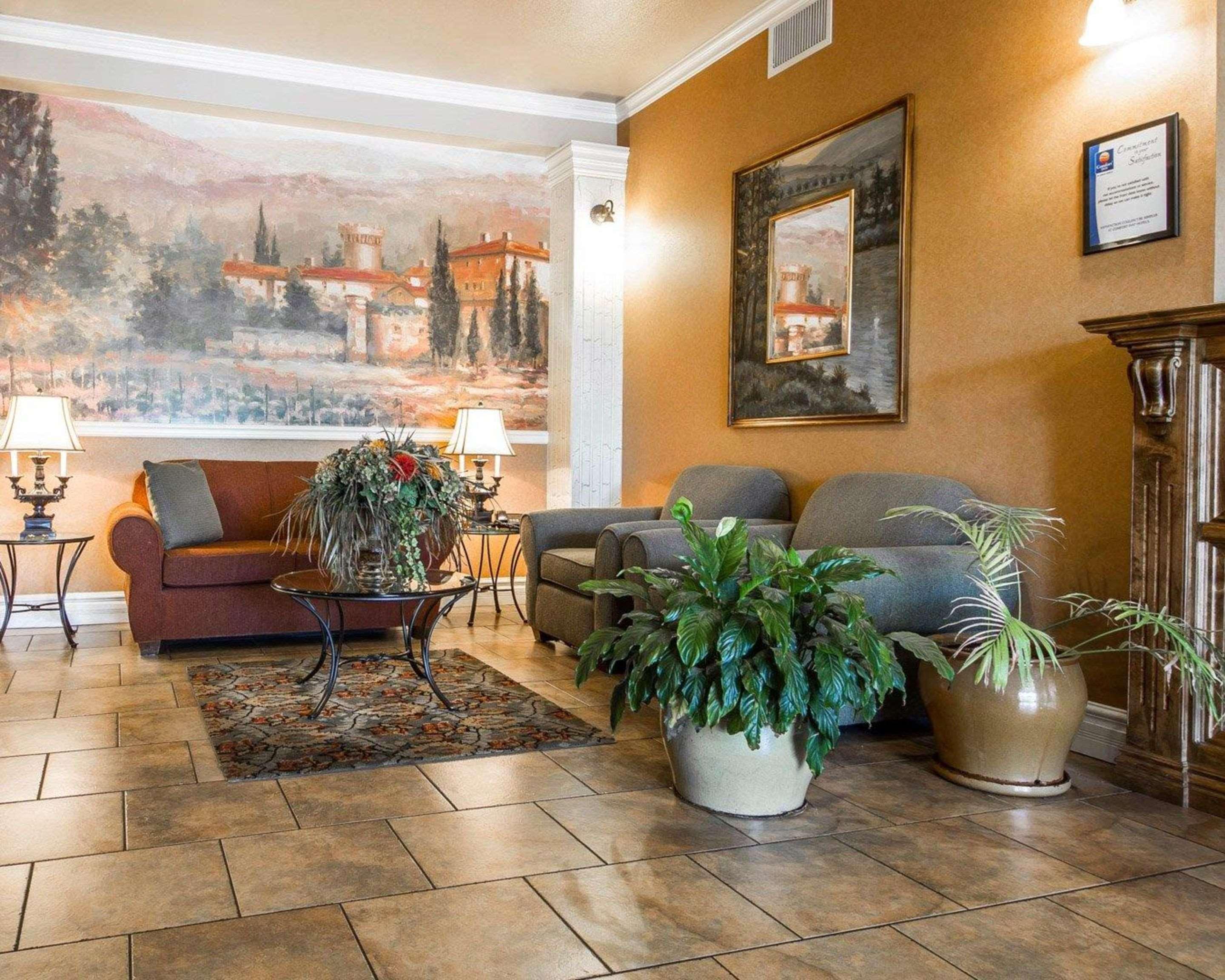 Comfort Inn & Suites Ukiah Eksteriør bilde