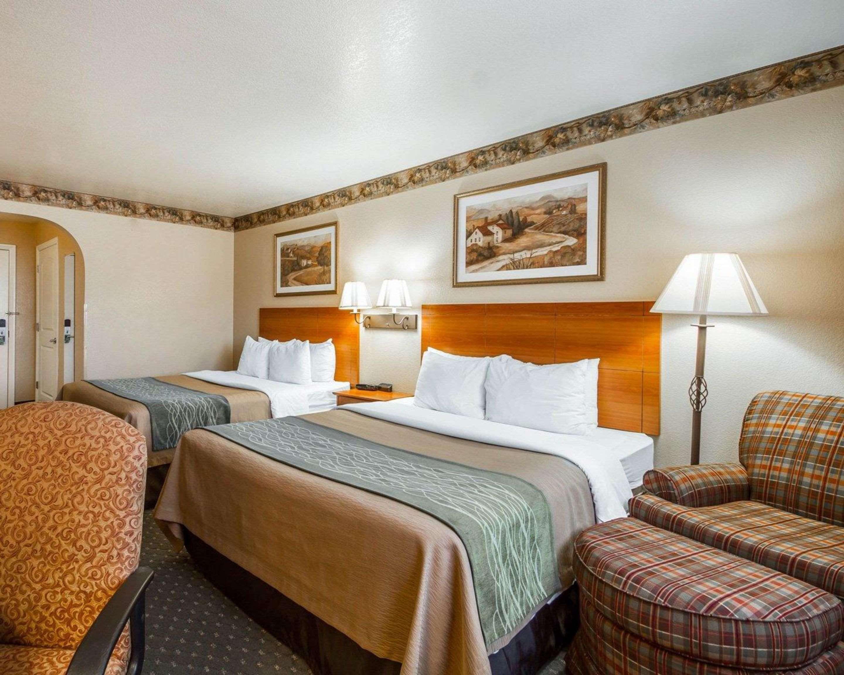 Comfort Inn & Suites Ukiah Eksteriør bilde