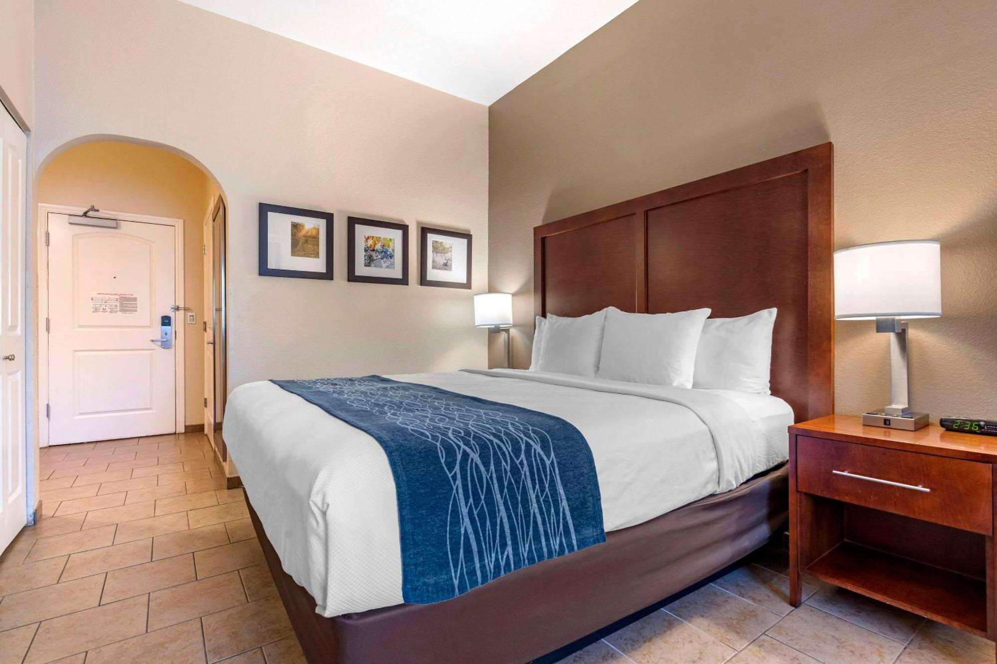 Comfort Inn & Suites Ukiah Eksteriør bilde